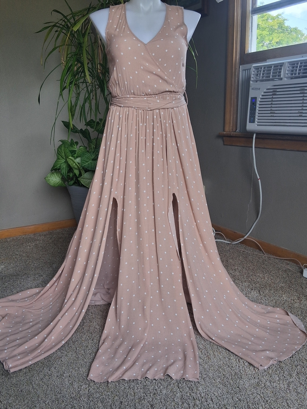 Vici Polka Dot Maxi Dress Neutral Tone Flowy Feminine European Summer Belted M